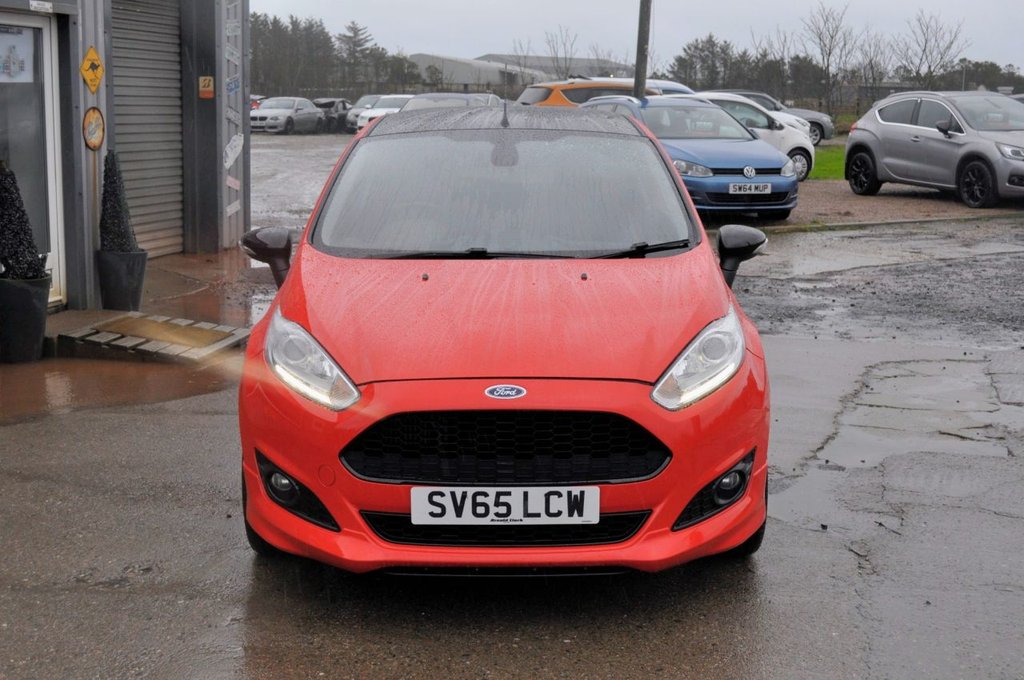 Used Ford Fiesta 2015 for sale - 77477605: Photo 2