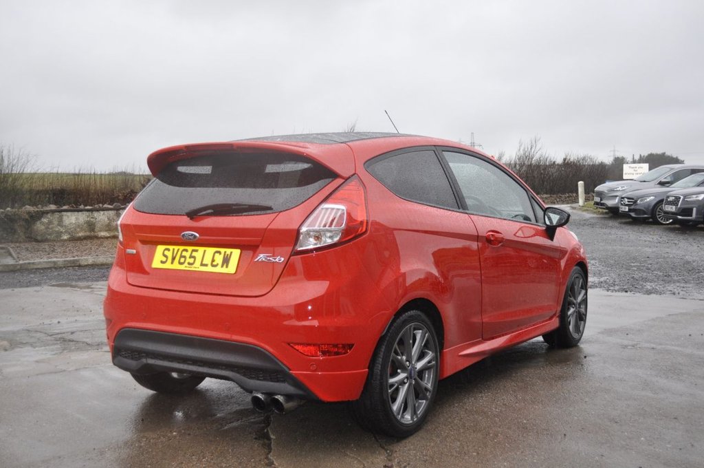 Used Ford Fiesta 2015 for sale - 77477605: Photo 4