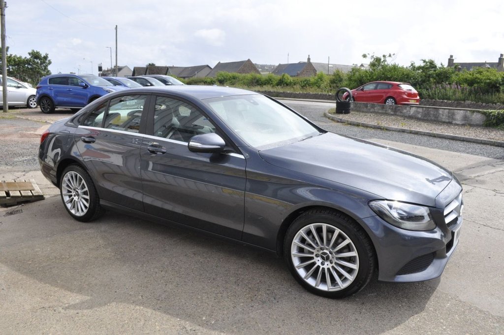 Used Mercedes-Benz C Class 2015 for sale - 76386712: Photo 3