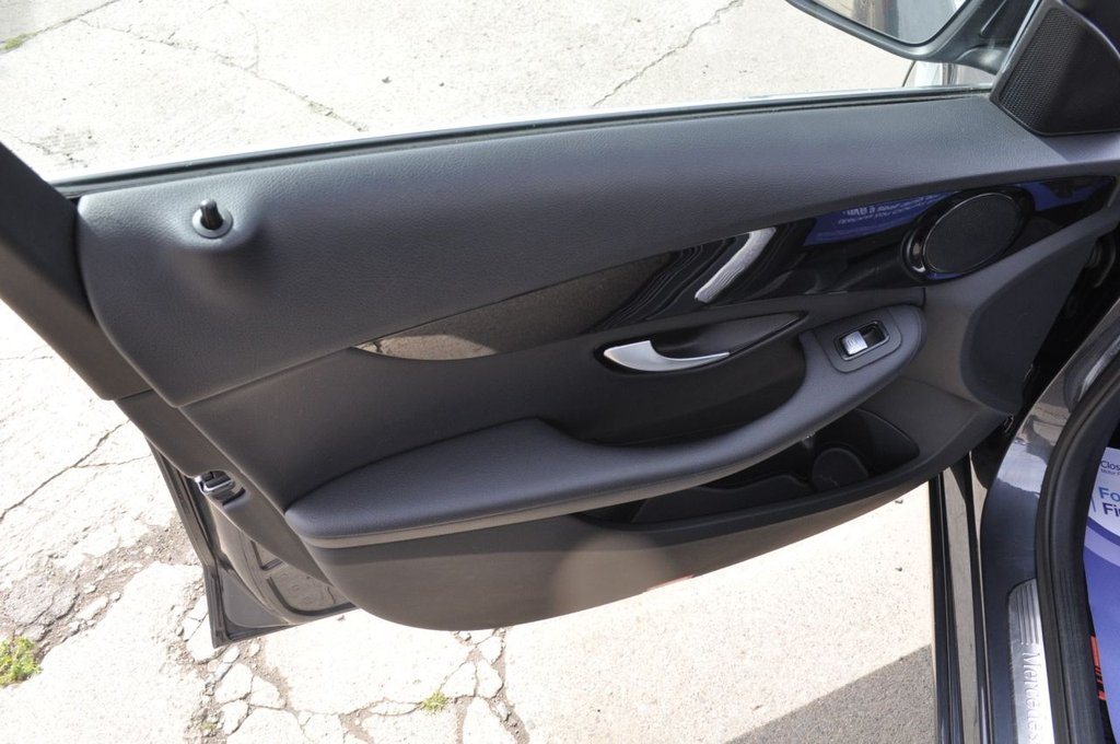 Used Mercedes-Benz C Class 2015 for sale - 76386712: Photo 7