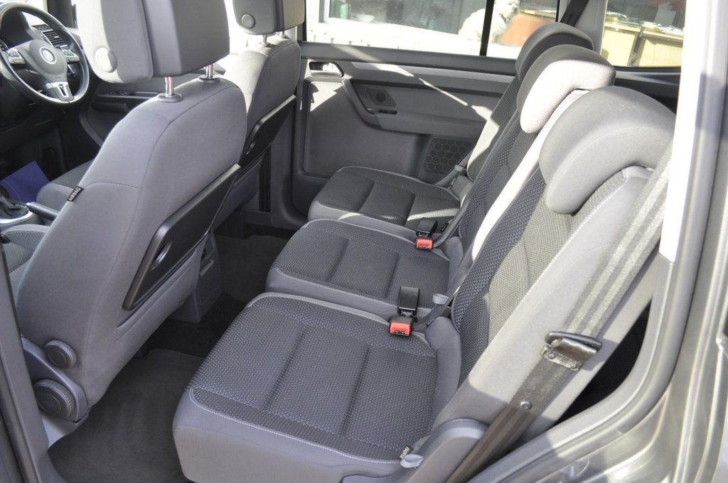 Used Volkswagen Touran 2014 for sale - 76386709: Photo 11