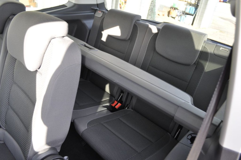 Used Volkswagen Touran 2014 for sale - 76386709: Photo 12