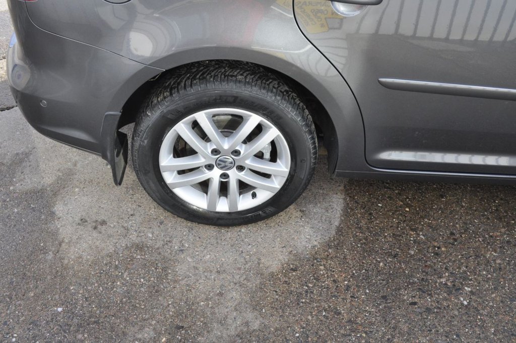 Used Volkswagen Touran 2014 for sale - 76386709: Photo 15