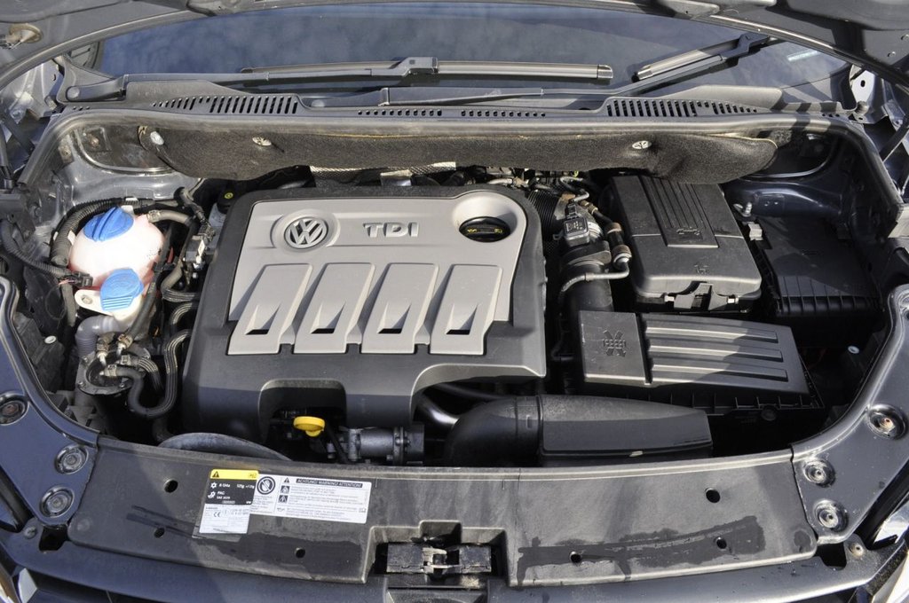 Used Volkswagen Touran 2014 for sale - 76386709: Photo 16