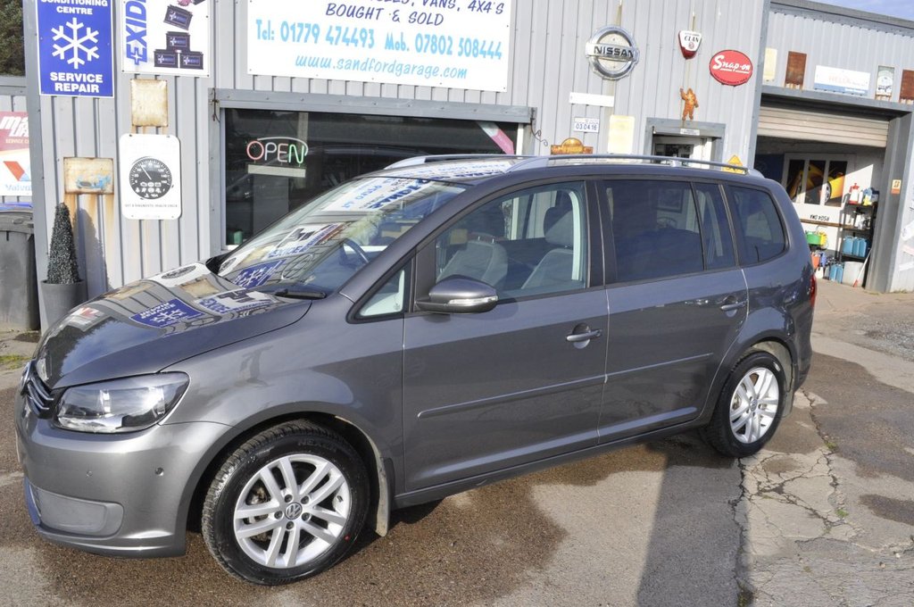 Used Volkswagen Touran 2014 for sale - 76386709: Photo 5