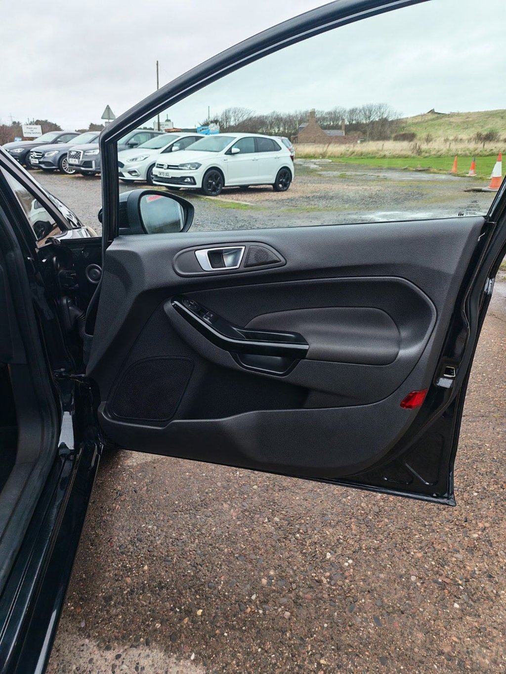 Used Ford Fiesta 2016 for sale - 76973691: Photo 11