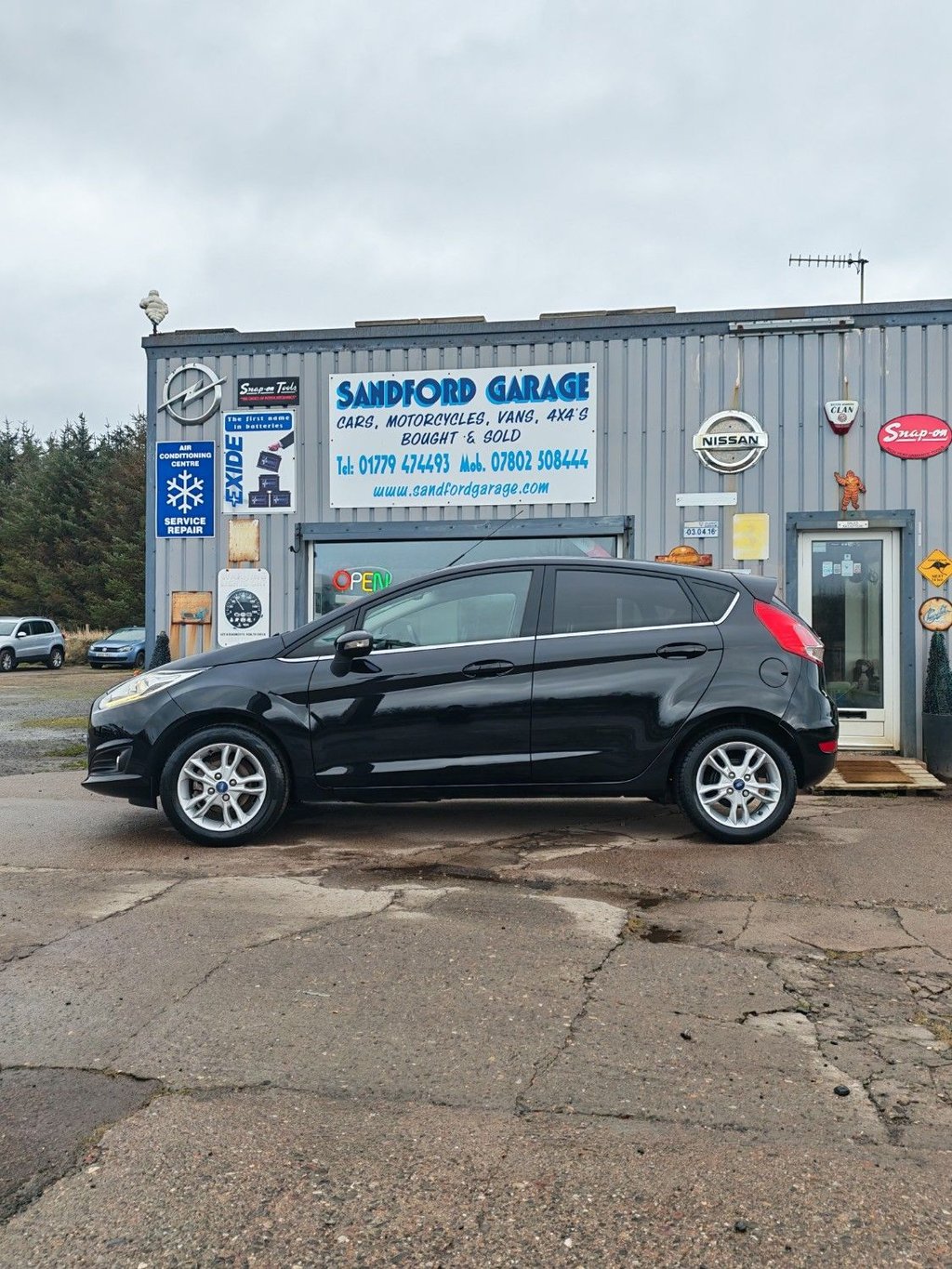 Used Ford Fiesta 2016 for sale - 76973691: Photo 3