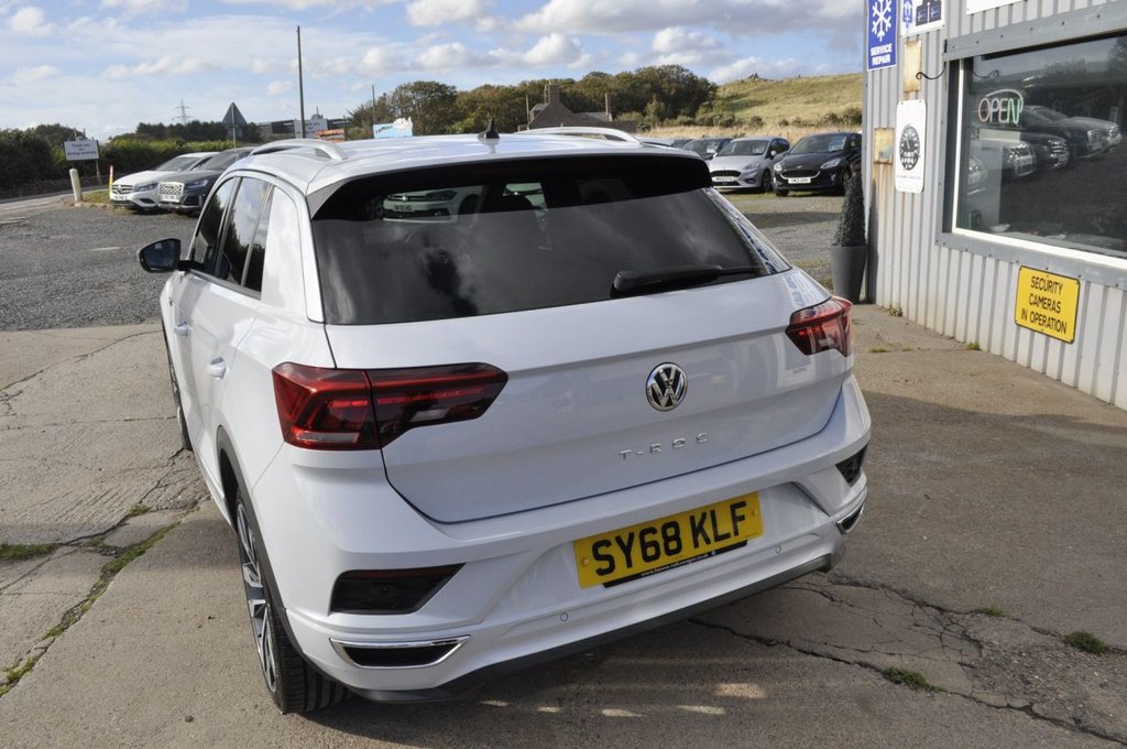 Used Volkswagen T-Roc 2018 for sale - 76386732: Photo 4