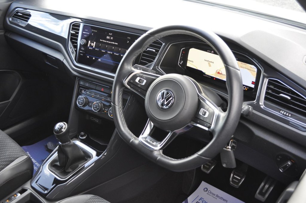 Used Volkswagen T-Roc 2018 for sale - 76386732: Photo 8