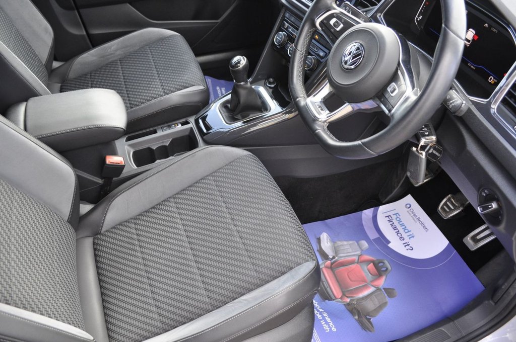 Used Volkswagen T-Roc 2018 for sale - 76386732: Photo 9