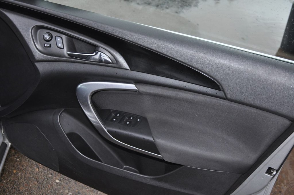 Used Vauxhall Insignia 2017 for sale - 77436401: Photo 10