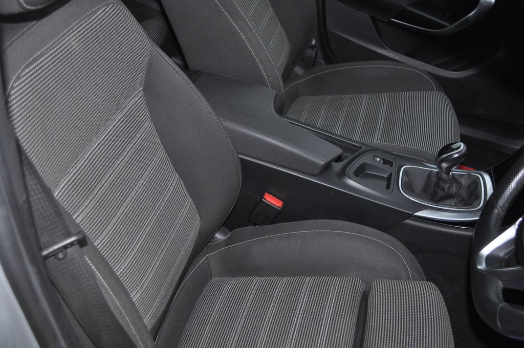 Used Vauxhall Insignia 2017 for sale - 77436401: Photo 9