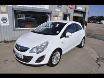 2013 (13) - 1.4 16V SE Hatchback Auto Euro 5 (100 ps) 3-Door