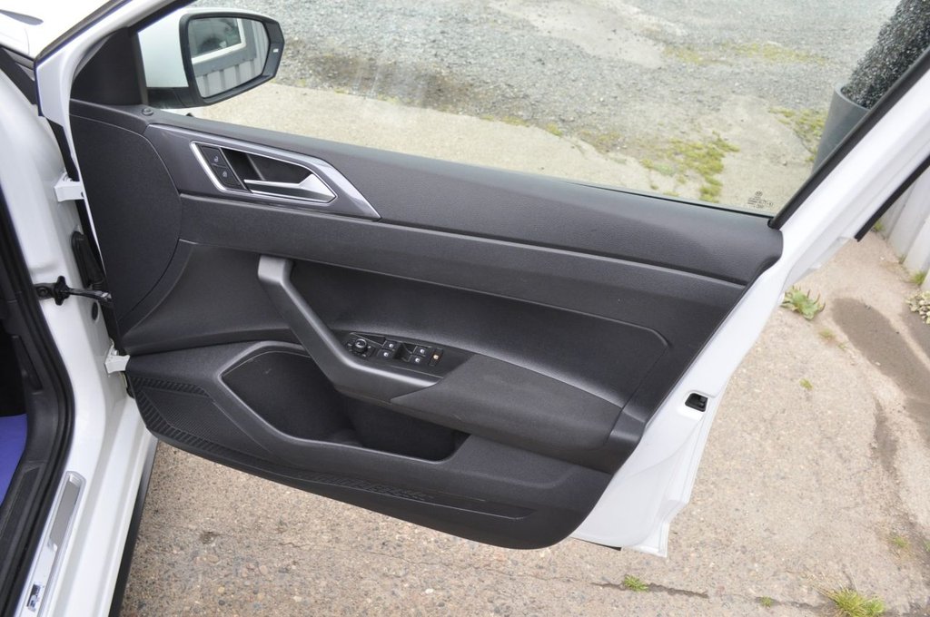 Used Volkswagen Polo 2021 for sale - 76386733: Photo 9