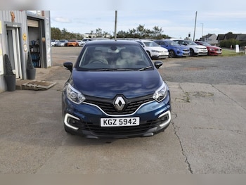 Used Renault Captur 2018 for sale - 76386710: Photo