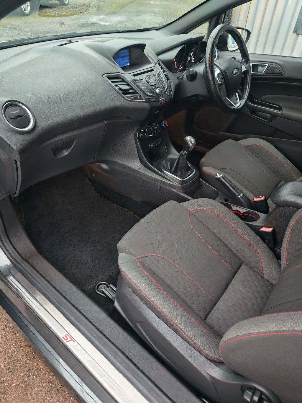 Used Ford Fiesta 2017 for sale - 76973706: Photo 12