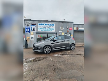 Used Ford Fiesta 2017 for sale - 76973706: Photo