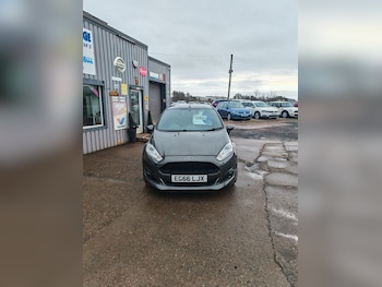 Used Ford Fiesta 2017 for sale - 76973706: Photo