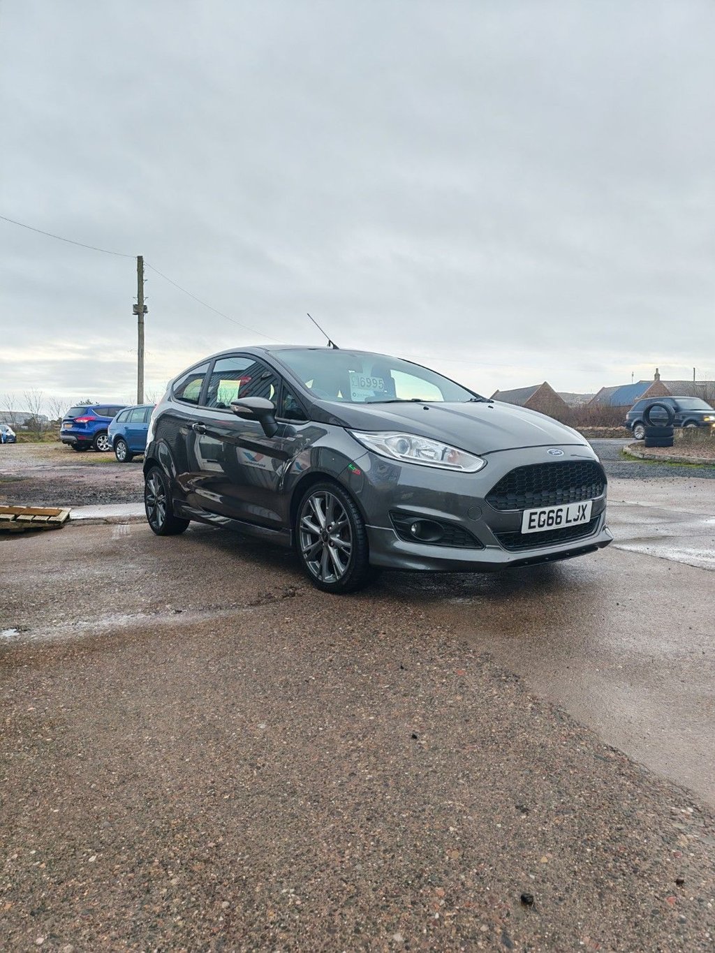 Used Ford Fiesta 2017 for sale - 76973706: Photo 3