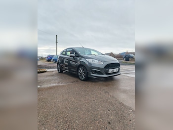 Used Ford Fiesta 2017 for sale - 76973706: Photo