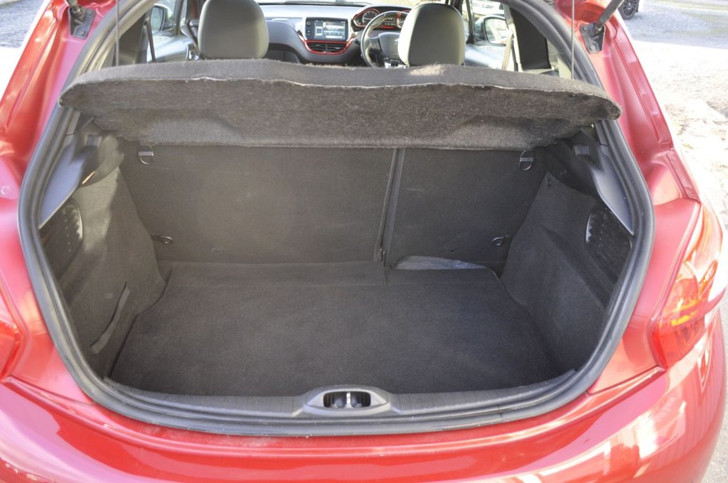 Used Peugeot 208 2014 for sale - 77642979: Photo 11