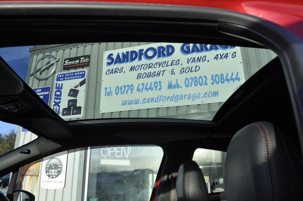 Used Peugeot 208 2014 for sale - 77642979: Photo 14