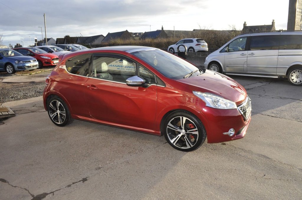 Used Peugeot 208 2014 for sale - 77642979: Photo 3