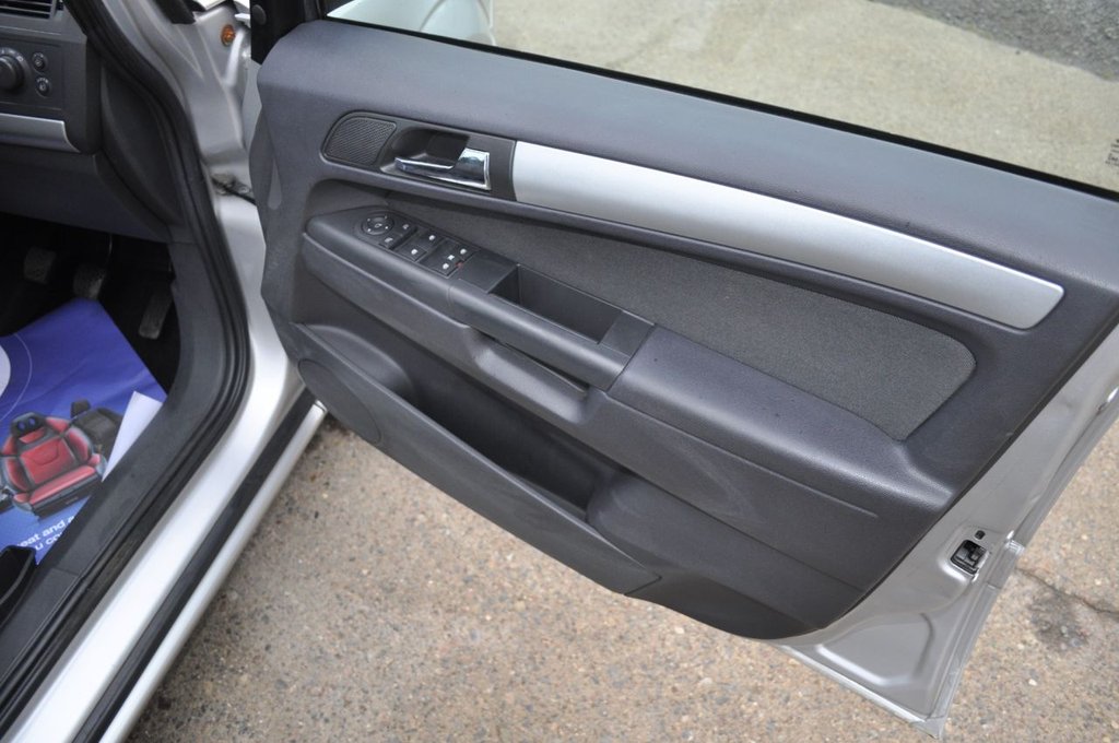 Used Vauxhall Zafira 2013 for sale - 76617531: Photo 11