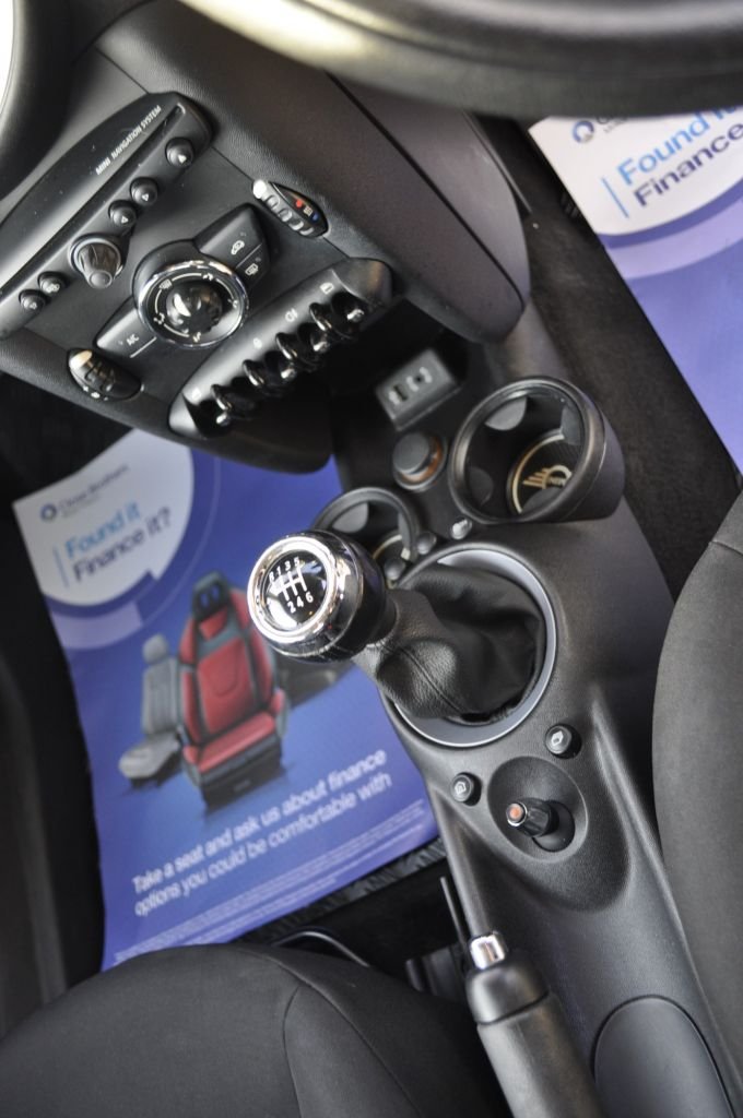 Used MINI Hatch 2012 for sale - 76923872: Photo 17