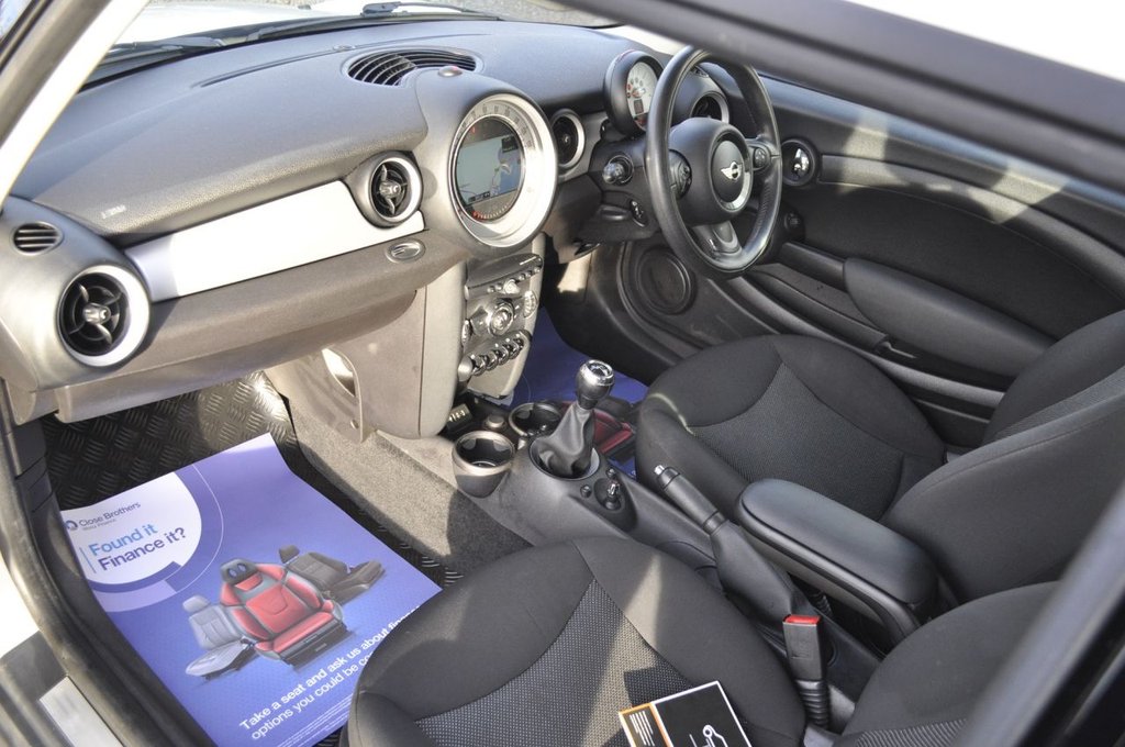 Used MINI Hatch 2012 for sale - 76923872: Photo 8