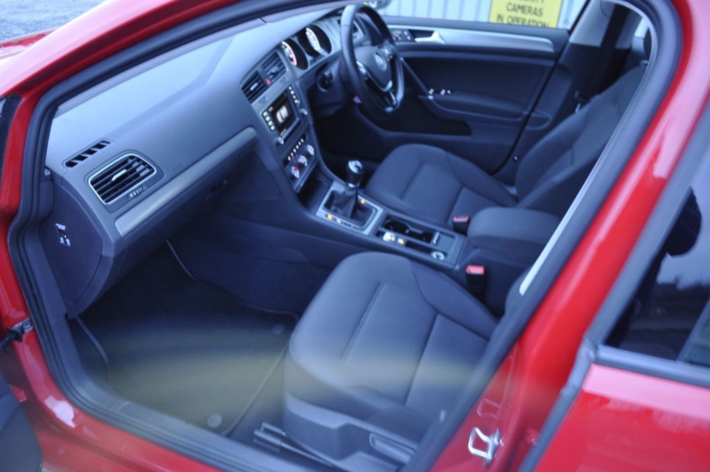 Used Volkswagen Golf 2016 for sale - 76386728: Photo 6