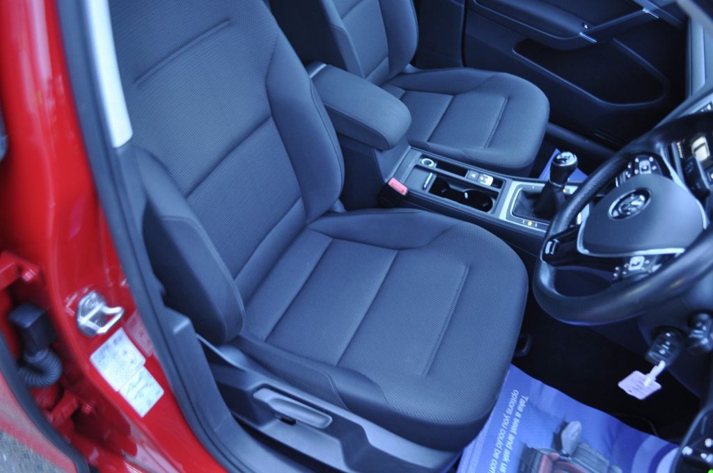 Used Volkswagen Golf 2016 for sale - 76386728: Photo 9