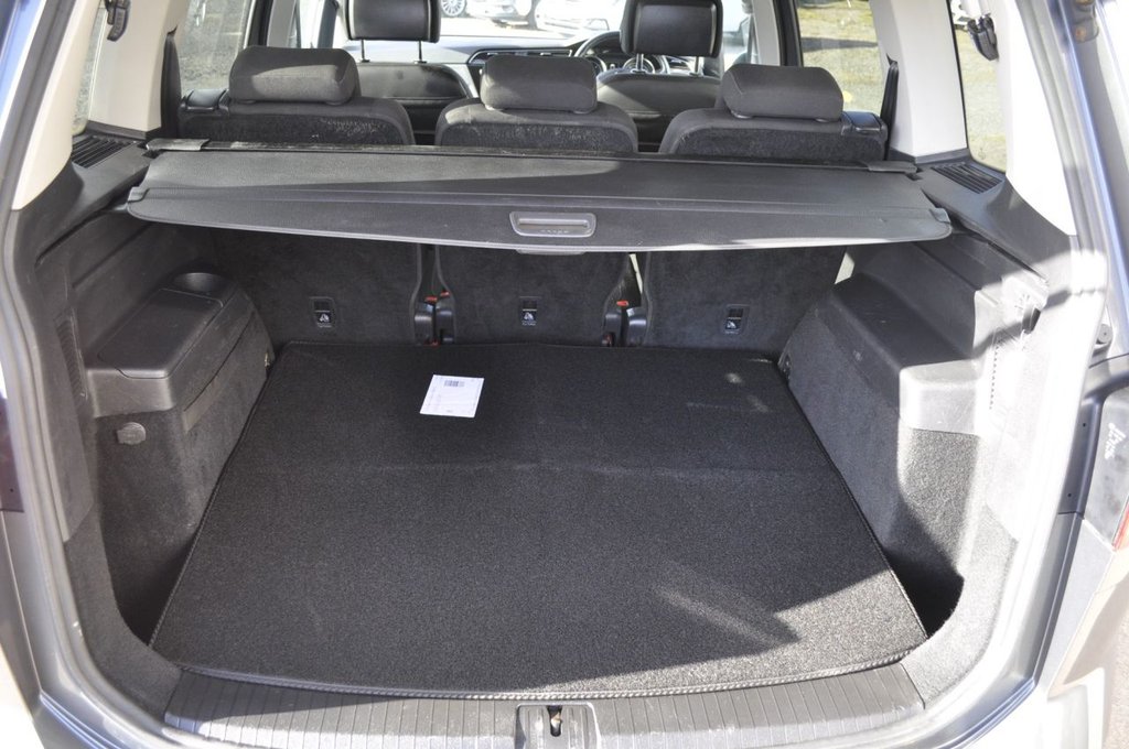 Used Volkswagen Touran 2016 for sale - 76386708: Photo 14