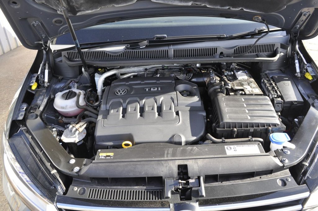 Used Volkswagen Touran 2016 for sale - 76386708: Photo 15