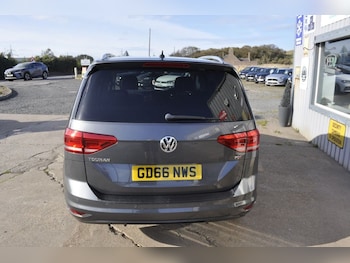 Used Volkswagen Touran 2016 for sale - 76386708: Photo