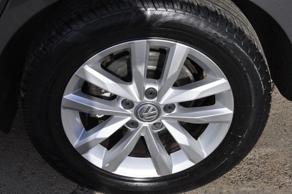 Used Volkswagen Touran 2016 for sale - 76386708: Photo 7