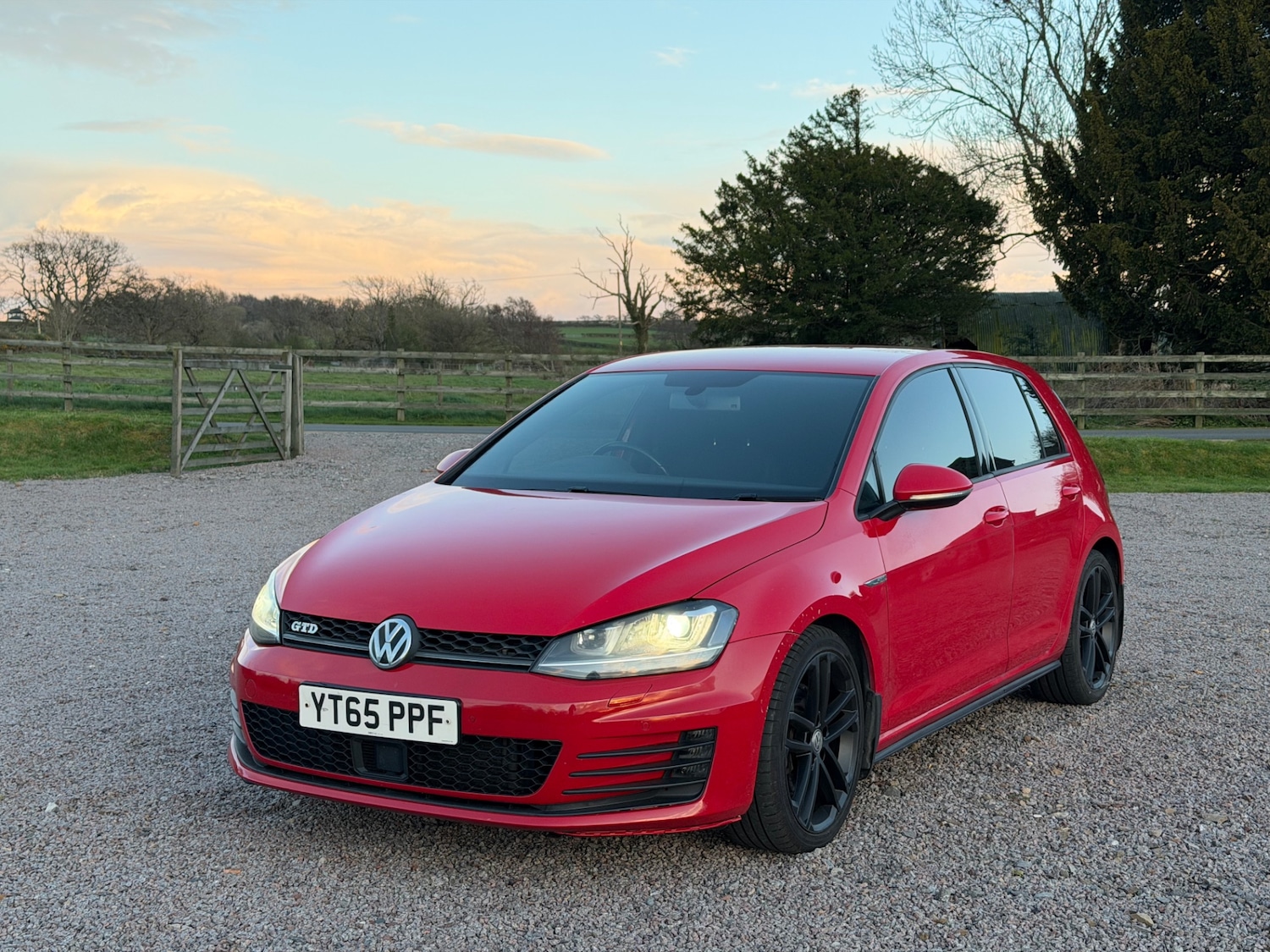 Used Volkswagen Golf 2015 for sale - 78199167: Photo 2