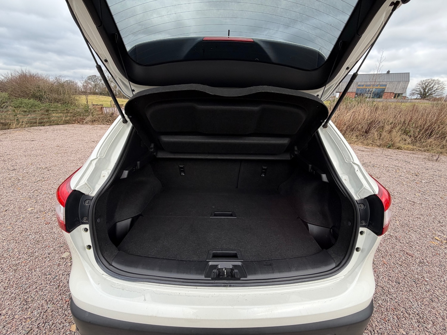 Used Nissan Qashqai 2014 for sale - 77310871: Photo 13