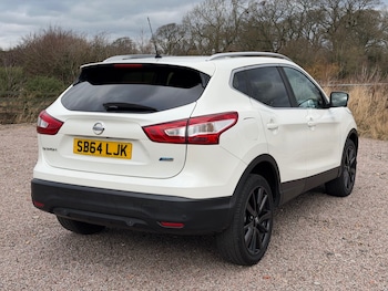 Used Nissan Qashqai 2014 for sale - 77310871: Photo