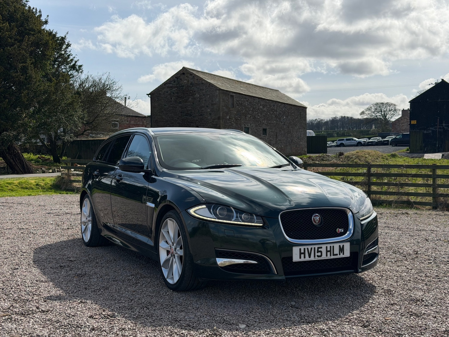 Used Jaguar XF 2015 for sale - 78199277: Photo 1