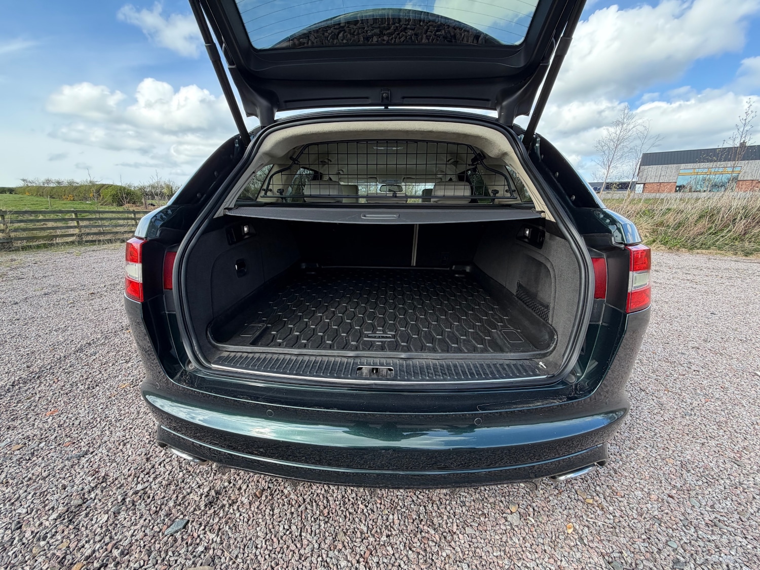 Used Jaguar XF 2015 for sale - 78199277: Photo 13