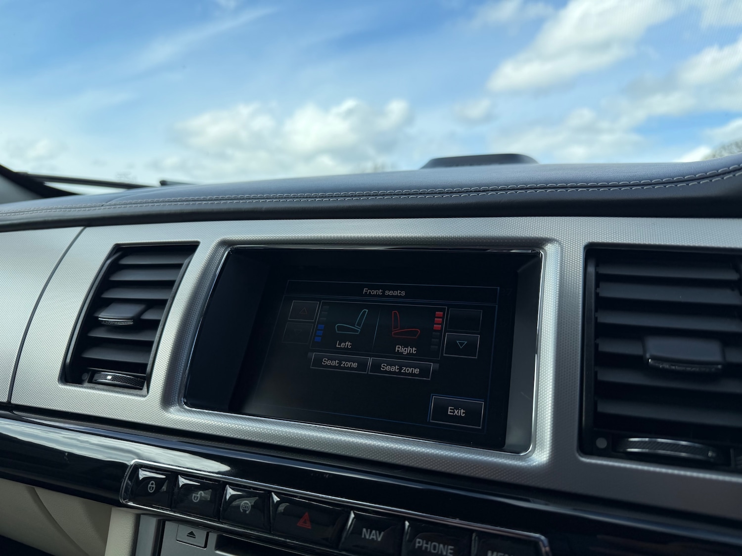 Used Jaguar XF 2015 for sale - 78199277: Photo 19