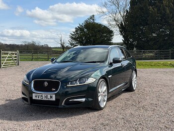Used Jaguar XF 2015 for sale - 78199277: Photo