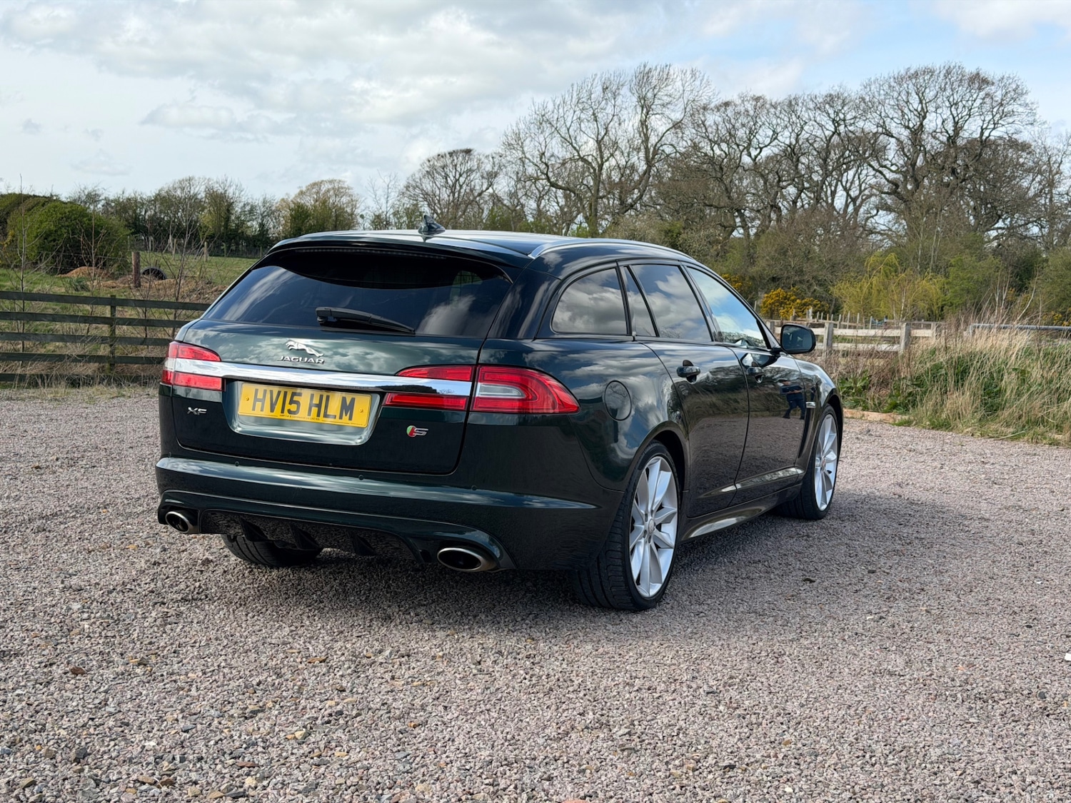 Used Jaguar XF 2015 for sale - 78199277: Photo 4