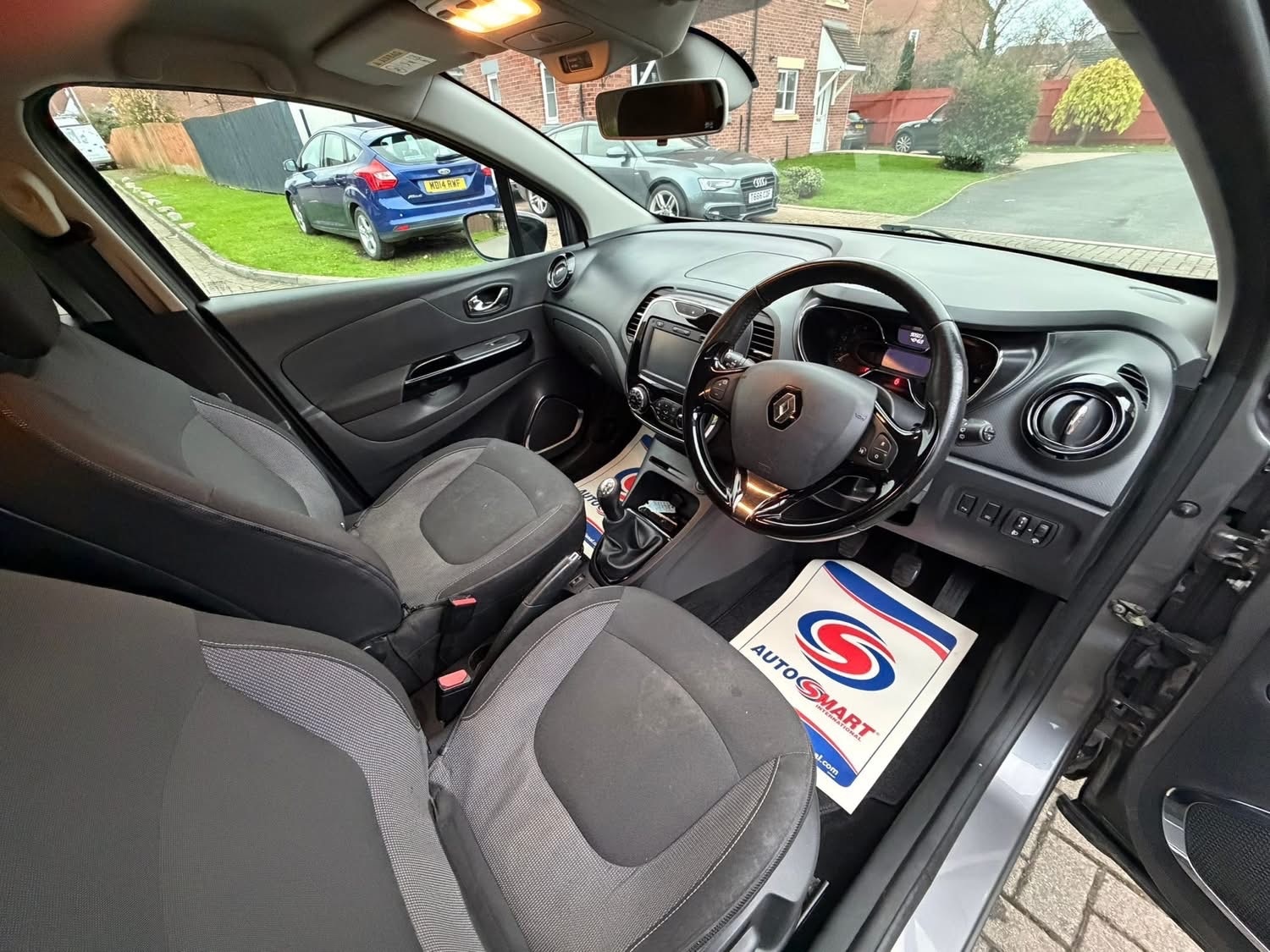 Used Renault Captur 2016 for sale - 77116166: Photo 5