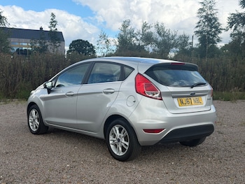 Used Ford Fiesta 2017 for sale - 79596673: Photo