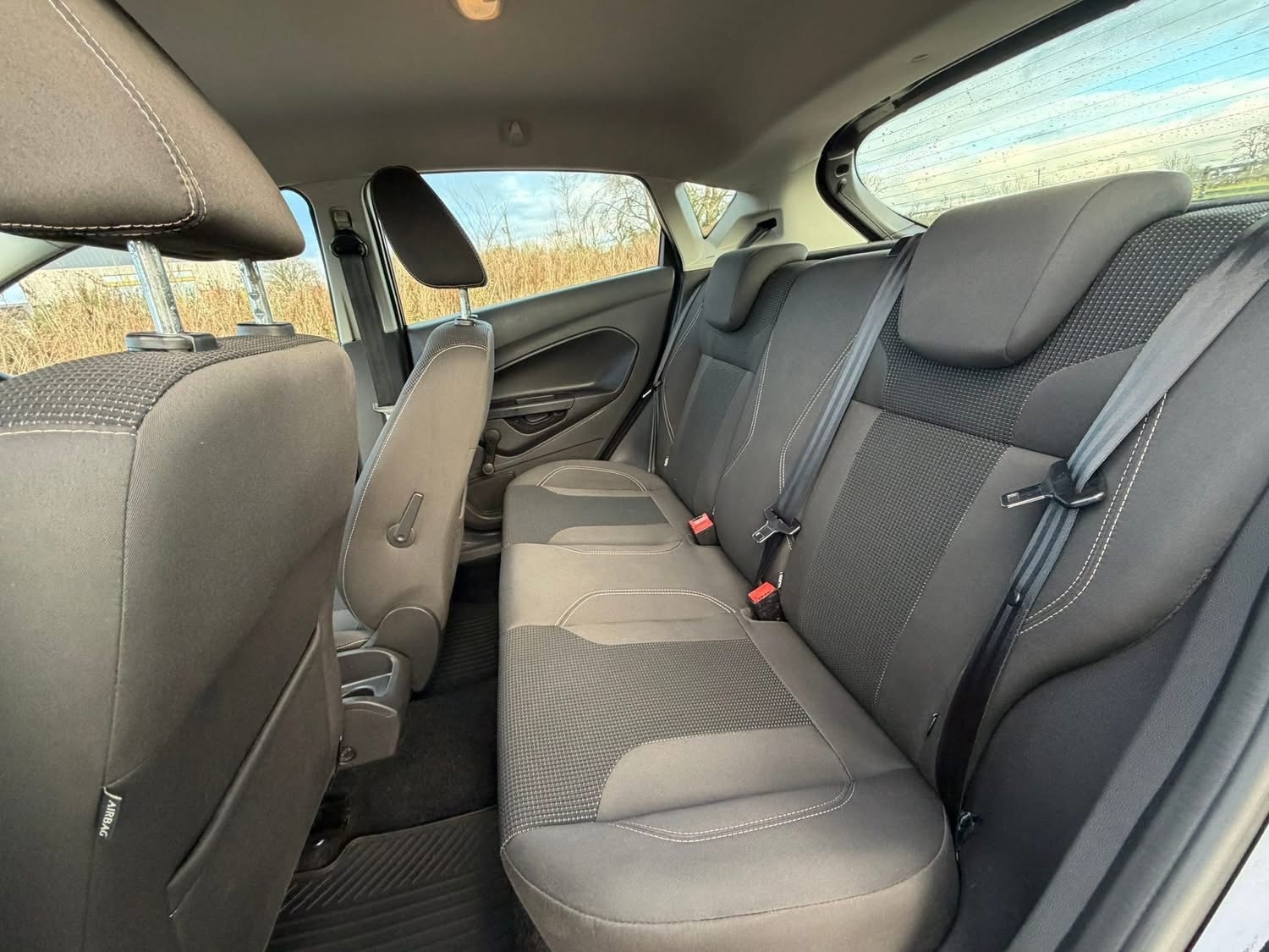 Used Ford Fiesta 2015 for sale - 77115940: Photo 10