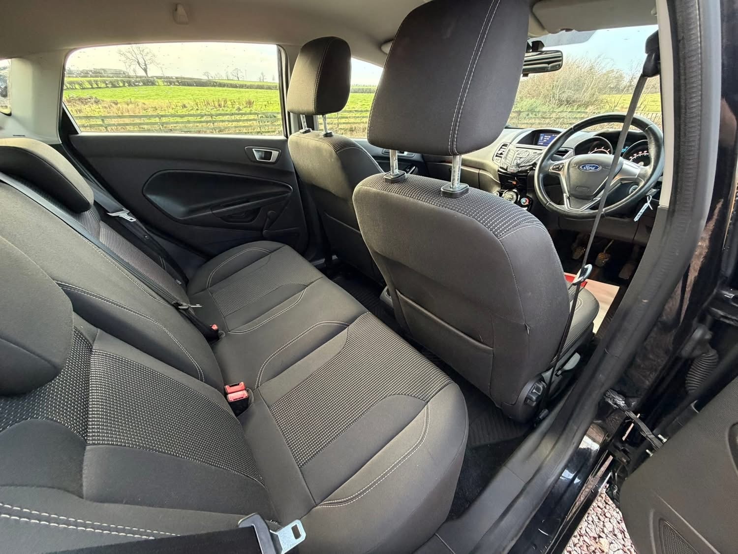 Used Ford Fiesta 2015 for sale - 77115940: Photo 11