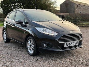 2015 (65) - 1.25 82 Zetec 5dr