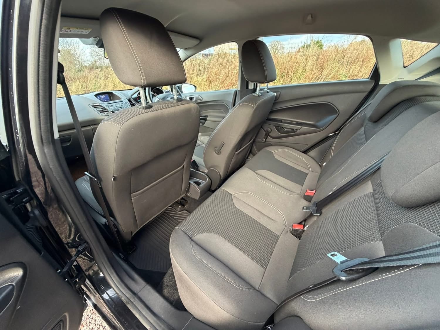 Used Ford Fiesta 2015 for sale - 77115940: Photo 9